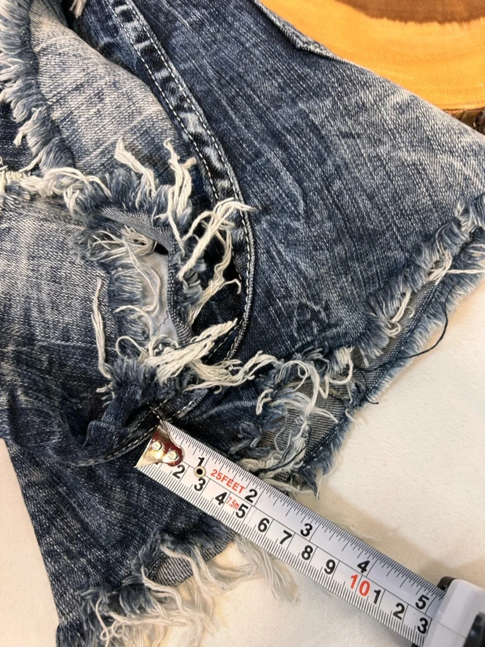 Machine Jeans Inc. Nouvelle Mode Acid Wash Distressed Shorts Women’s Large‎